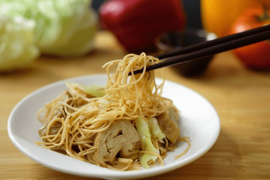 Mød den kølige fætter af Ramen: Tsukemen Nudler